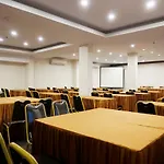 Capital O 847 Megara Hotel