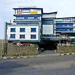 Capital O 847 Megara Hotel