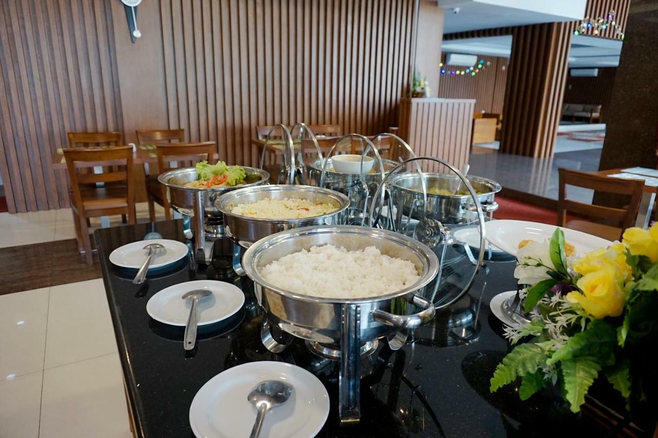 Hotel Capital O 847 Megara Pekanbaru
